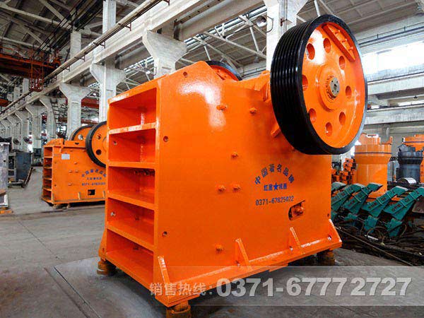 矽線(xiàn)石顎式破碎機(jī)型號(hào)怎樣選？