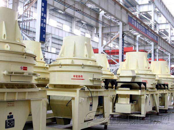 直通沖擊式制砂機 直通沖擊式制砂機