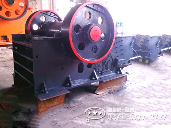 液壓保護鄂式破石機 液壓保護鄂式破石機