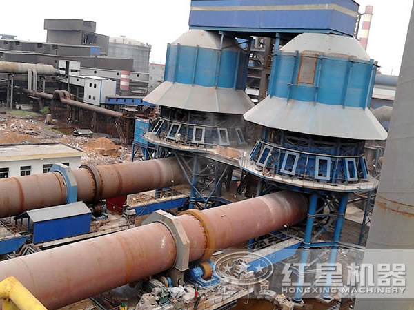 硅藻土回轉窯生產現(xiàn)場