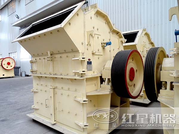 大型超細(xì)粉碎機(jī)