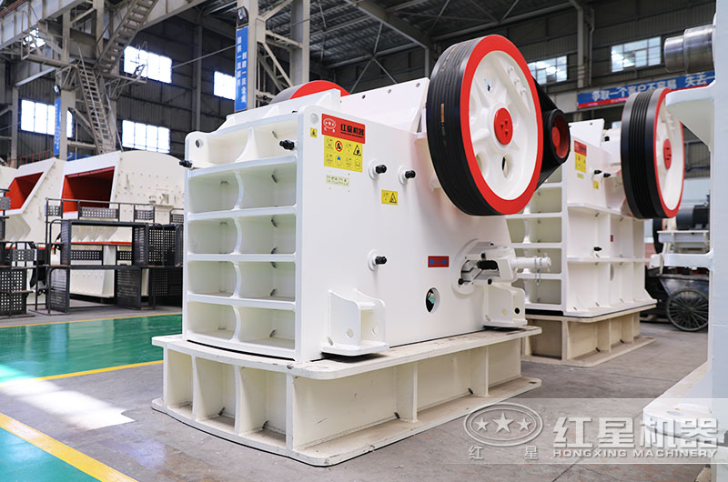 顎式鋁礦石破碎機(jī)圖片 顎式鋁礦石破碎機(jī)圖片