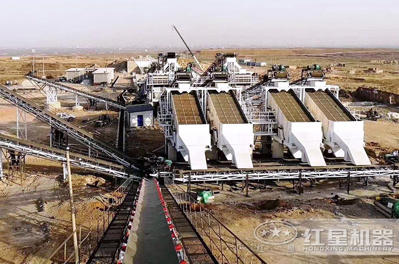 河北客戶大型砂場，配置多臺設(shè)備
