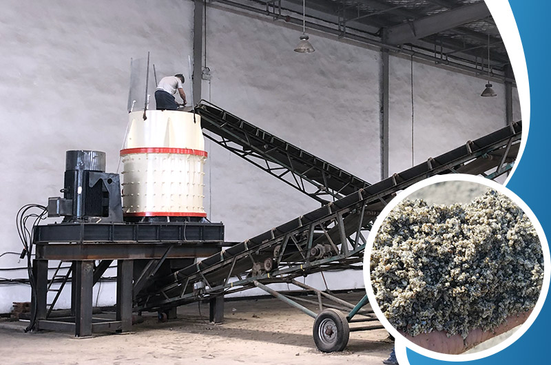 立軸式制砂機(jī)工作現(xiàn)場(chǎng)實(shí)拍圖