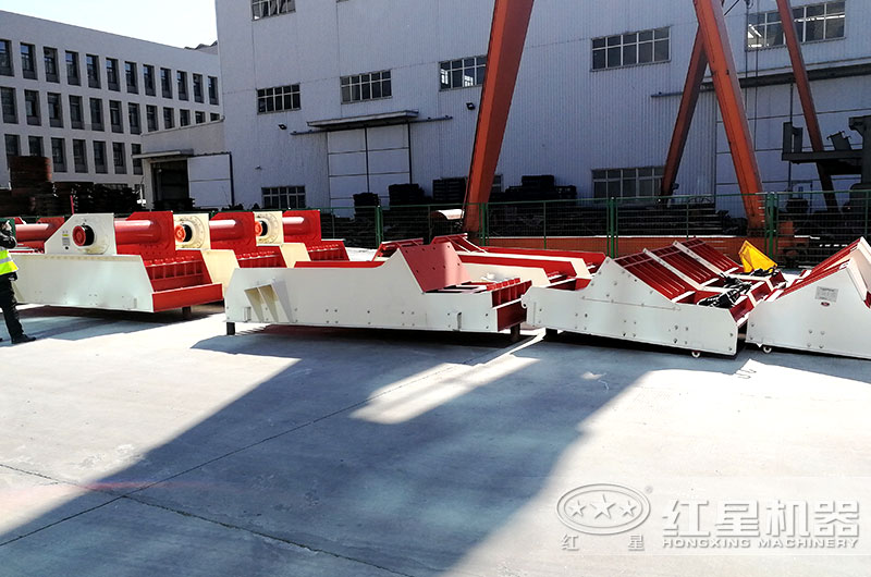 振動給料機現(xiàn)貨供應，型號全