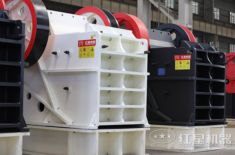 顎式液壓巖石破碎機圖片 顎式液壓巖石破碎機圖片