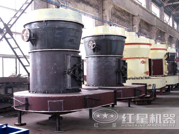 藍(lán)晶石磨粉機(jī)生產(chǎn)車(chē)間