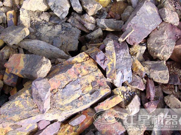 鐵礦石顎式破碎機哪家好，大概價格多少