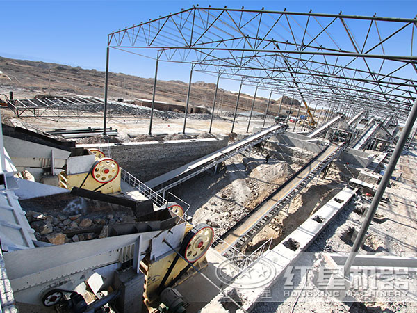 一套經(jīng)濟(jì)型時產(chǎn)300噸顎式碎石生產(chǎn)線設(shè)備配置方案，拿走不謝