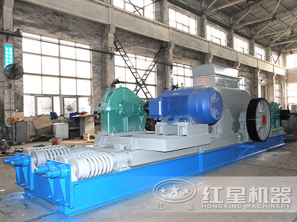 高爐礦渣對輥式破碎機生產(chǎn)車間