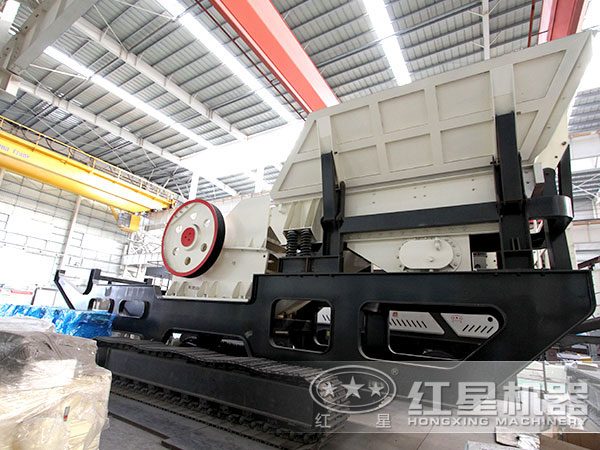 履帶移動(dòng)顎式破碎石子機(jī)