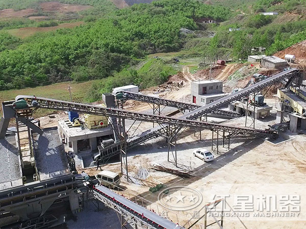 能把石塊破碎成石子的打石機(jī)多少錢？怎么配置？