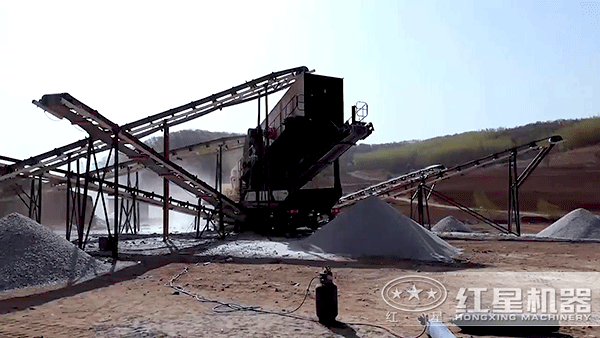 柴油小型流動石子破碎機(jī)價格多少錢？產(chǎn)量是多少？