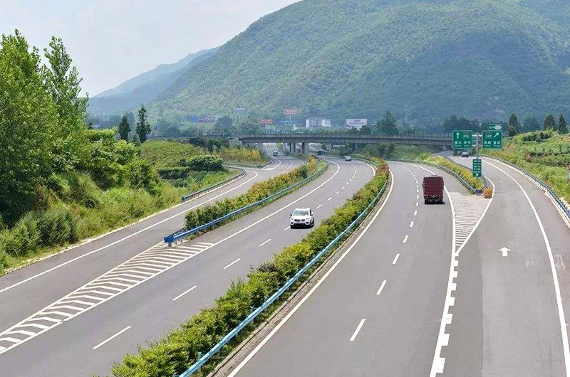 公路瀝青用礦粉設(shè)備多少錢(qián)一套？