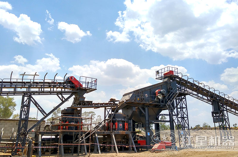 鵝卵石圓錐破作業(yè)客戶現(xiàn)場(chǎng)