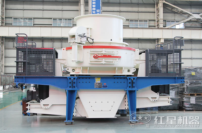 有將鵝卵石破碎成沙的機(jī)器嗎？鵝卵石碎沙機(jī)多少錢？