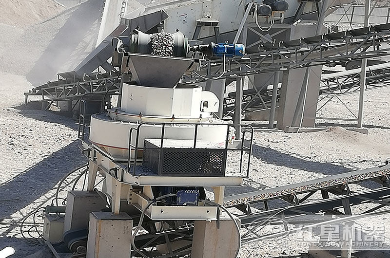 巖石粉碎制作機(jī)制砂可行嗎？一般小型的選擇哪些設(shè)備？