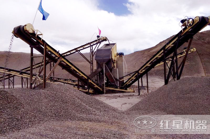 碎石破碎機(jī)生產(chǎn)線一天產(chǎn)量是多少？有沒有現(xiàn)場(chǎng)生產(chǎn)視頻？