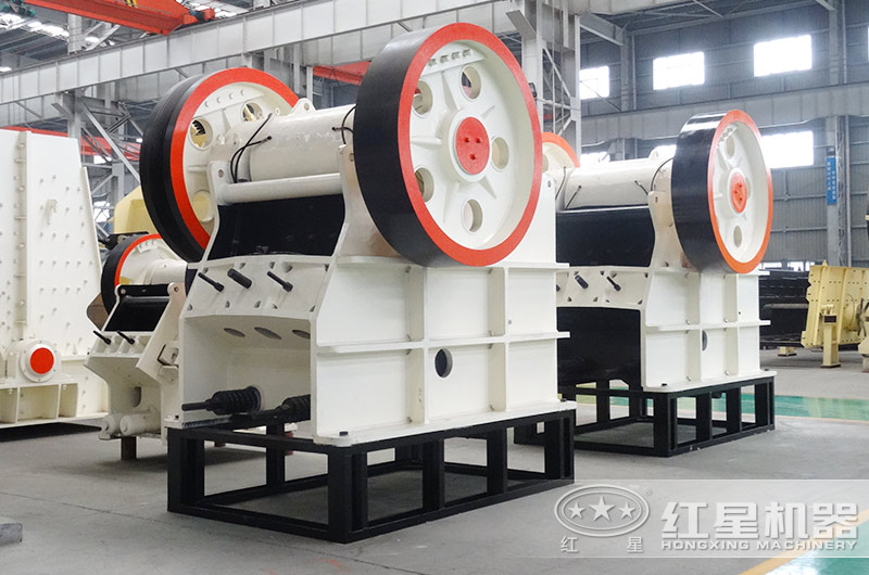 還不清楚900×1200石子破碎機(jī)價(jià)格的人，請(qǐng)看這里