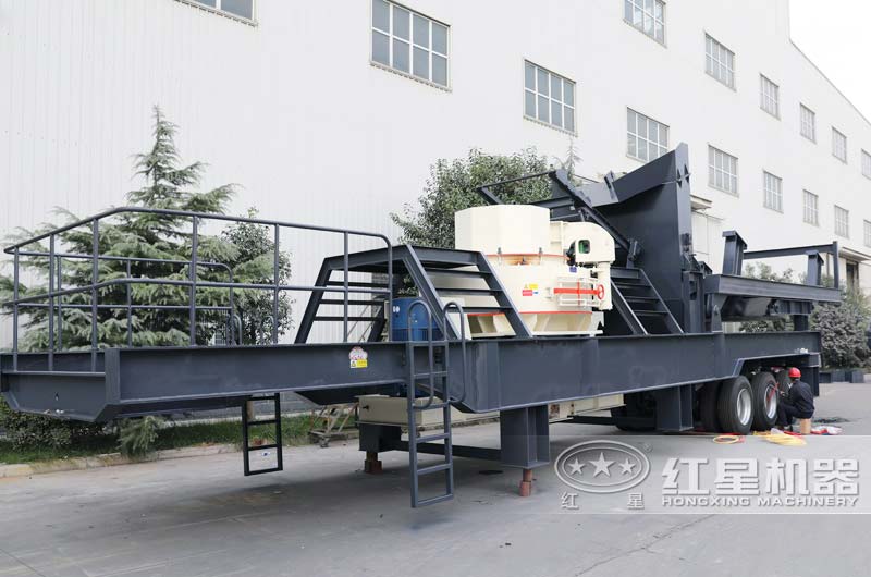 移動(dòng)式制砂機(jī)一套成本多少錢？選投收益如何？