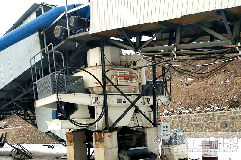 采用除塵裝置的制砂生產(chǎn)線(xiàn)現(xiàn)場(chǎng)