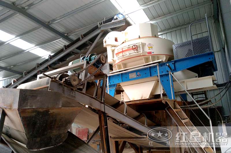 河石碎沙機(jī)多少錢？生產(chǎn)出來(lái)的人工沙與河沙有什么區(qū)別？