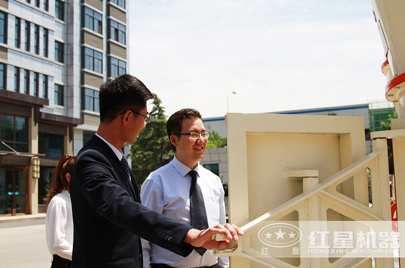 客戶來(lái)廠參觀考察