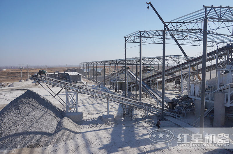 機制水洗沙和河沙什么區(qū)別？投資一套機制水洗砂機要花多少錢？