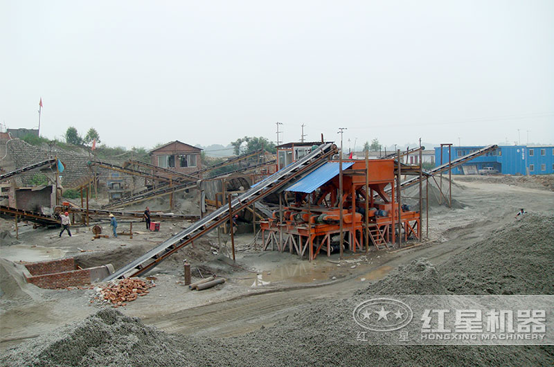 1萬元的小型簡易制砂機哪里有賣？來這里，廠家直銷、價格更優(yōu)惠