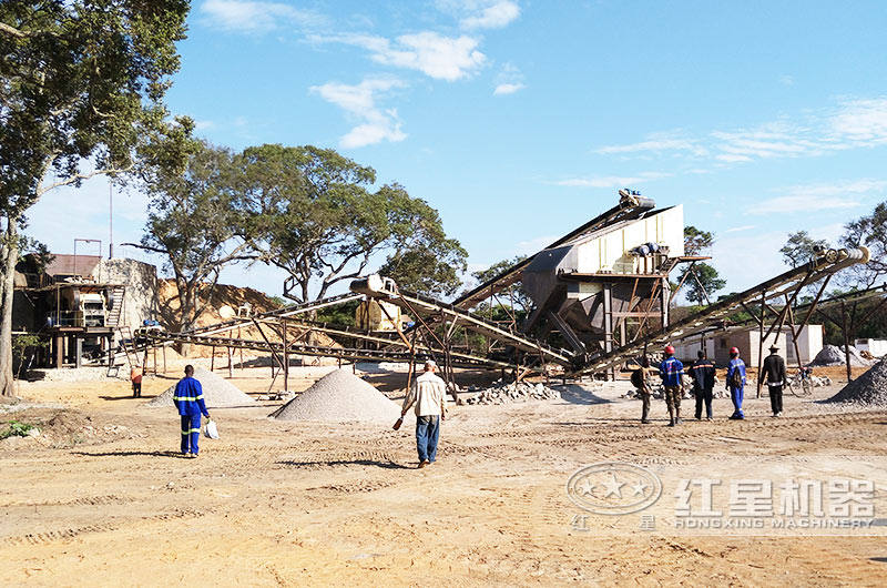 處理花崗巖邊角料用哪種破碎設(shè)備？有沒有生產(chǎn)視頻？