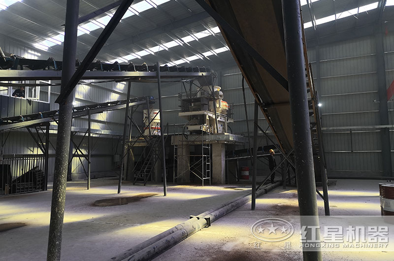 洞渣加工砂石合法嗎？繳納資源稅嗎？需要用到哪些砂石加工設(shè)備？